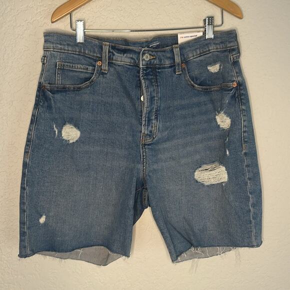 NEW Old Navy High Rise Denim Shorts Sky-Hi Straight Jean Size 16 NWT Distressed - Picture 2 of 8